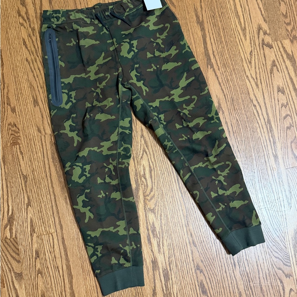 Nike Camouflage Big Kids Joggers